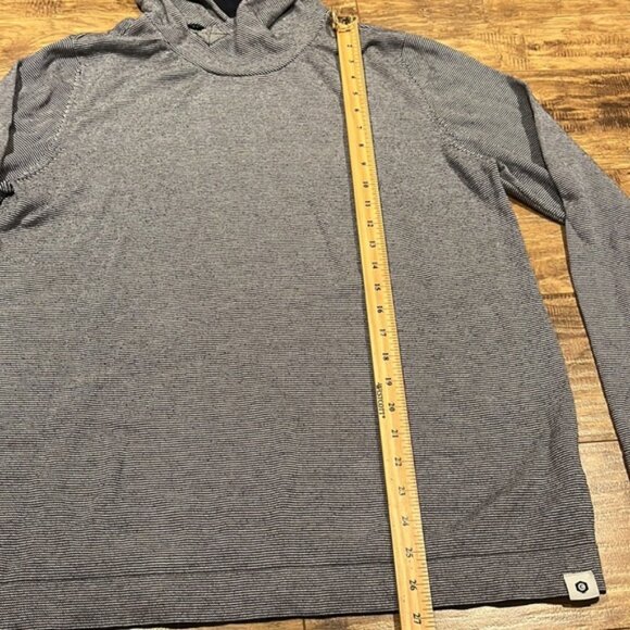 Jack & Jones Core small stripe patterned cross neck hoodie - Picture 6 of 12